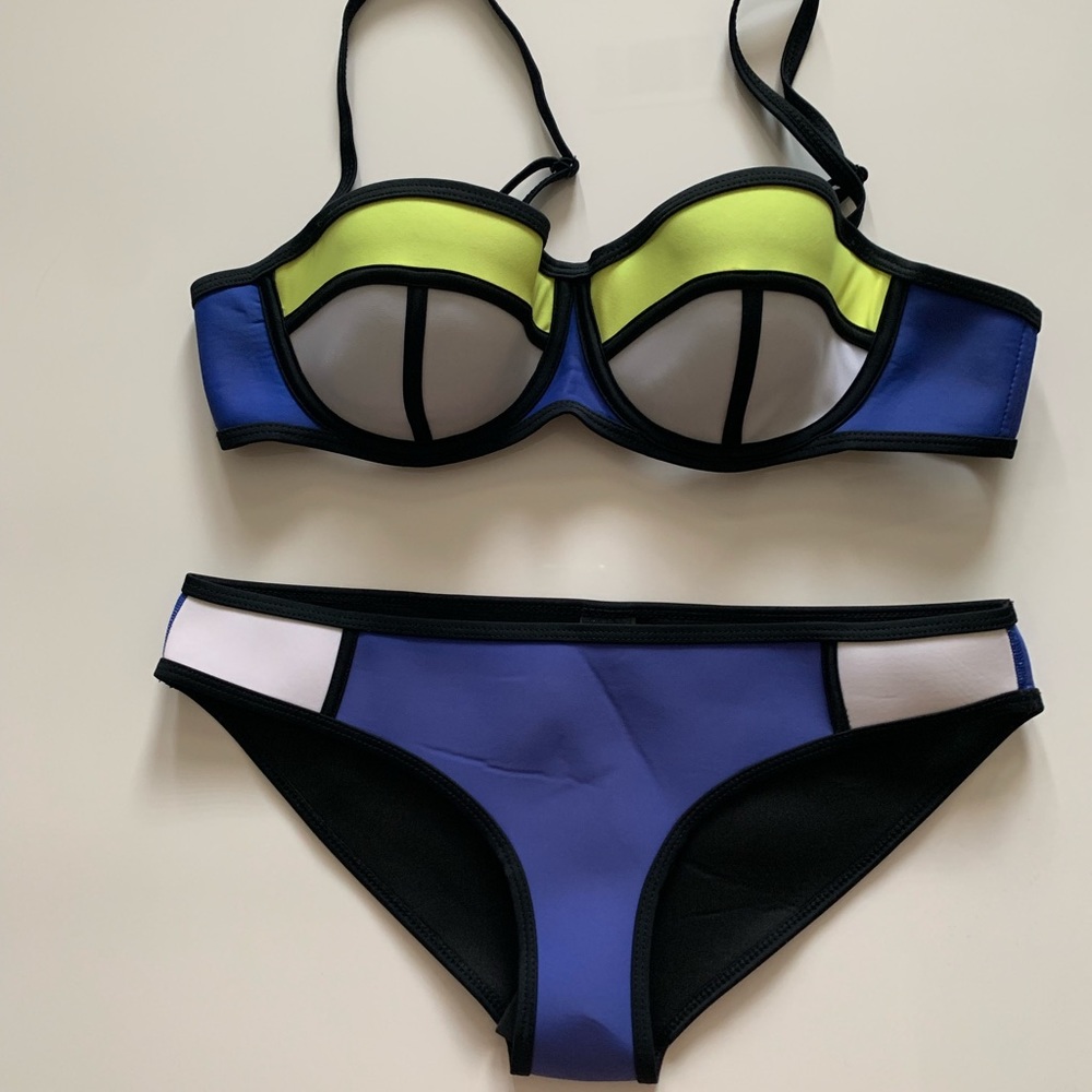 Triangl Bikini